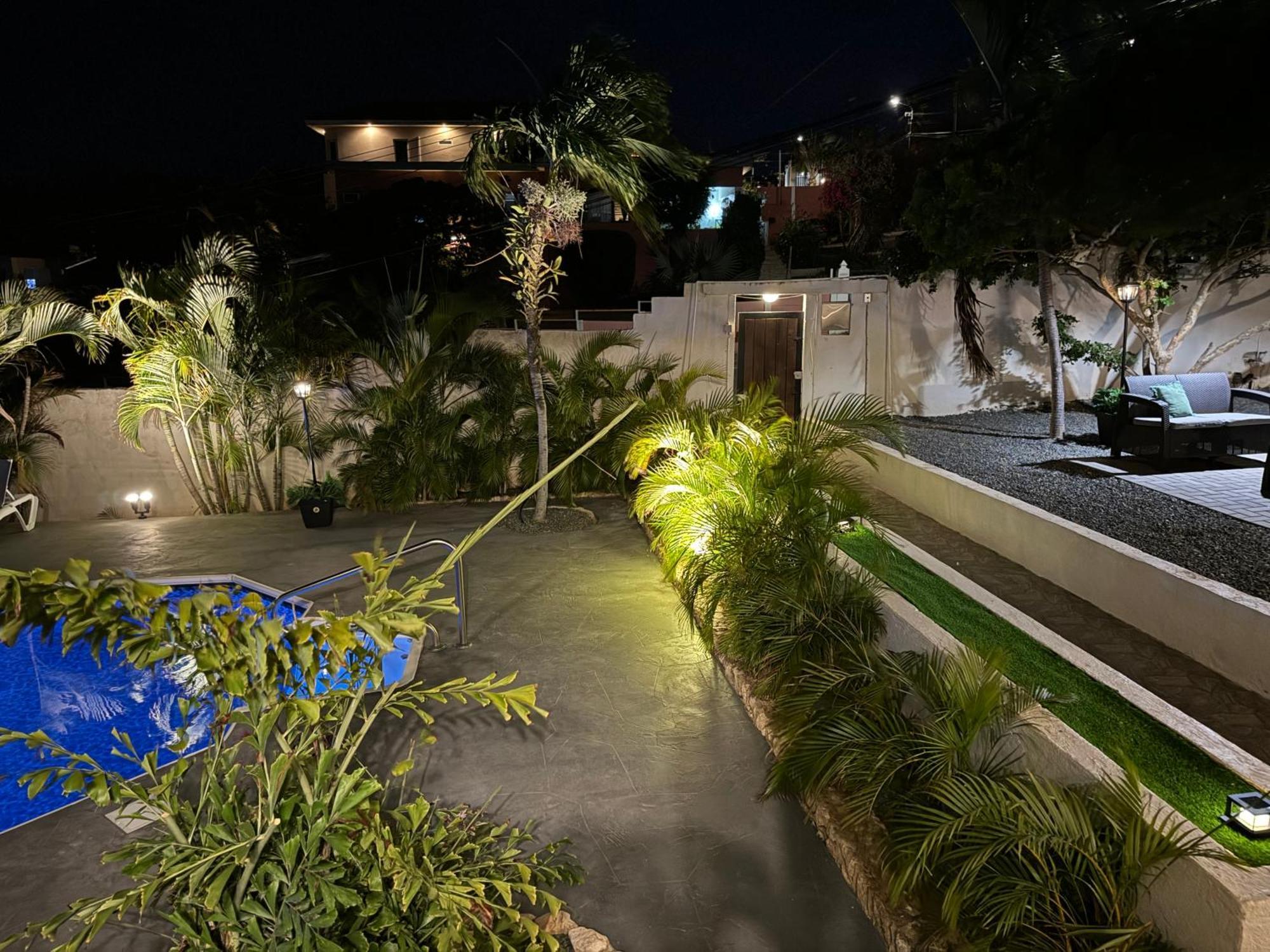 Villa Grand Jardin Jan Thiel Exteriör bild