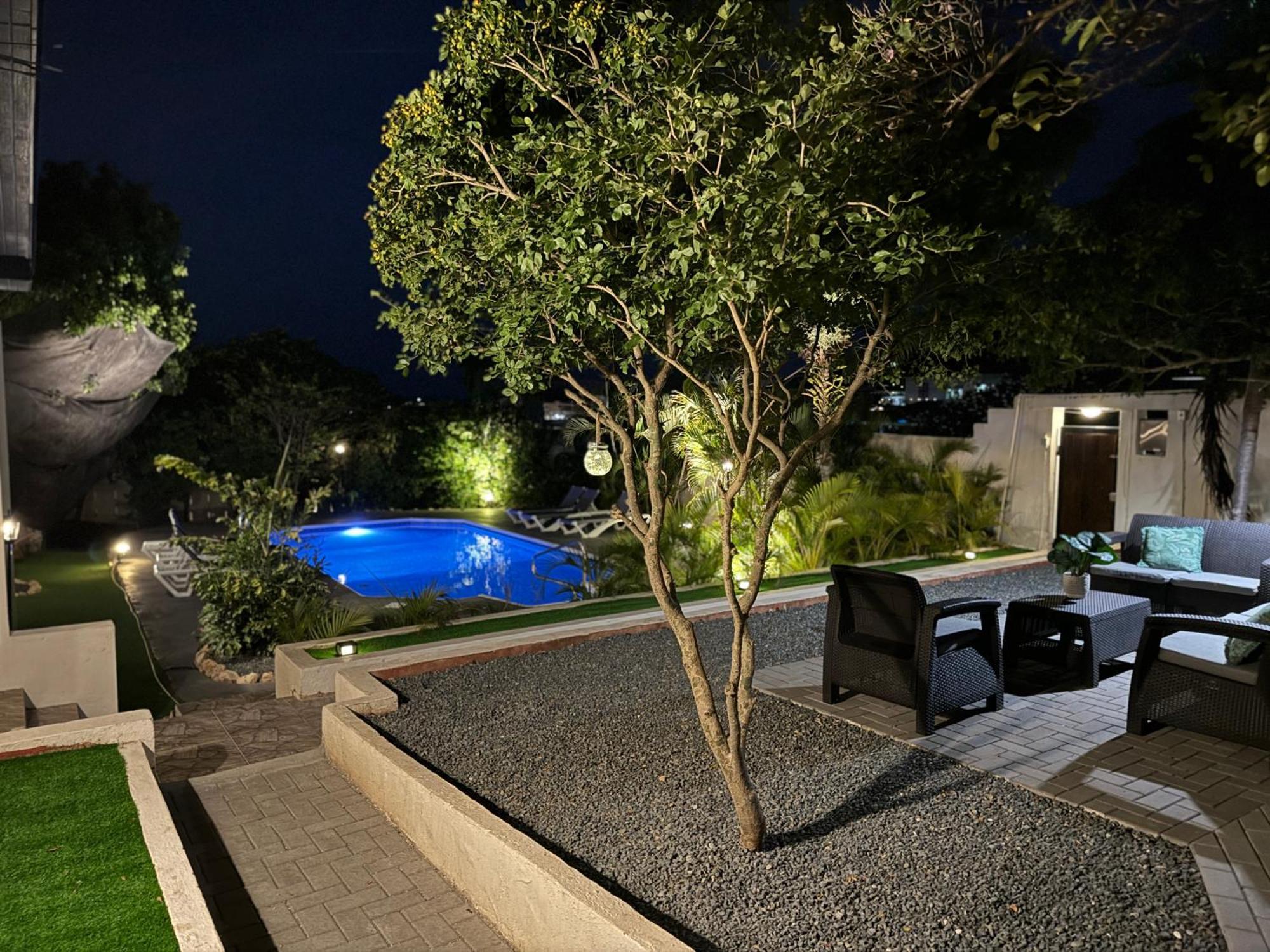 Villa Grand Jardin Jan Thiel Exteriör bild